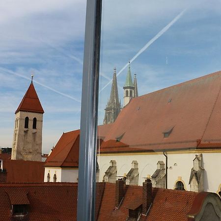 Ferienwohnung "Karmeliten Am Dom" Regensburg Exterior foto